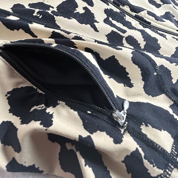 Christine Alexander Women Leopard Print Zip Up Jacket Medium Stretch Black Beige - Picture 7 of 8